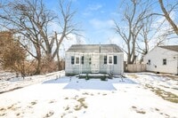 Building Photo - 2 bed 1 Bath Single Family Home in Dayton