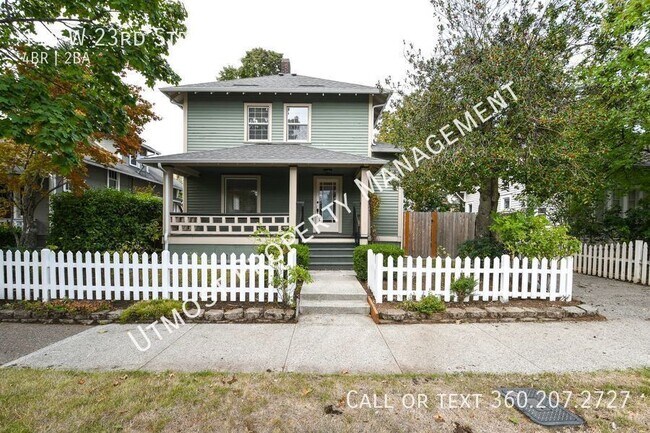 Building Photo - 114 W 23rd St