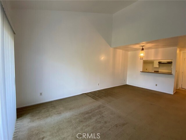 Building Photo - 330 N Chapel Ave