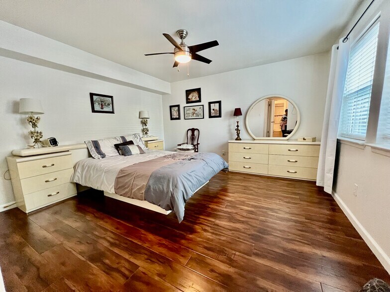 Mastre Bedroom - 6081 Milton St