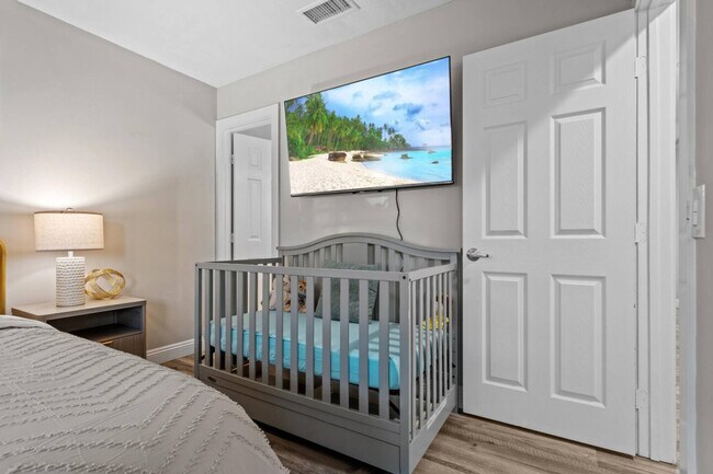 Building Photo - 7630 Andasol St