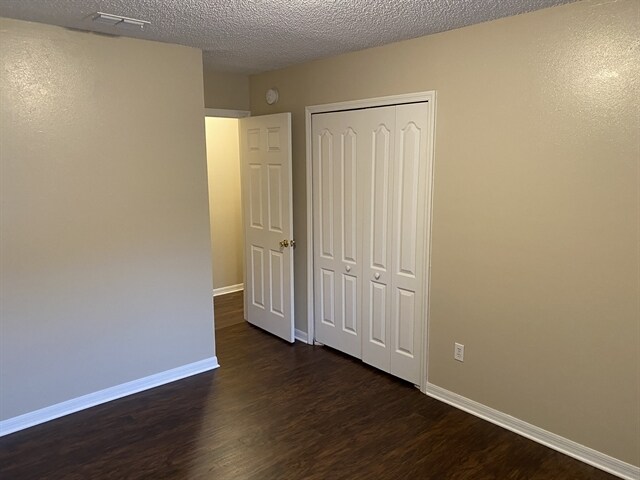Building Photo - 10191 Wood Dove Way