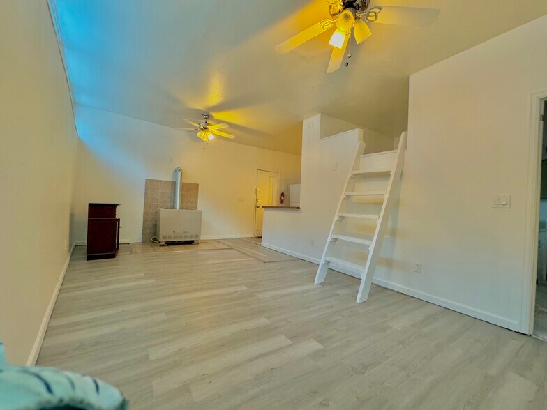 Building Photo - 312 Ruxton Ave
