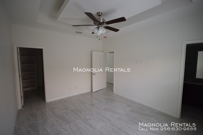 Building Photo - Medical Ridge Apartments