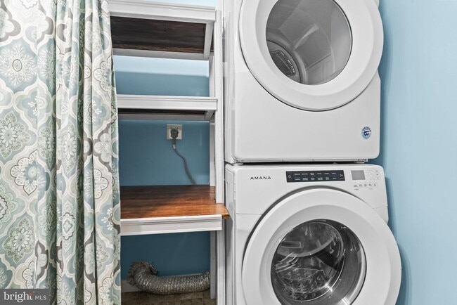 Building Photo - 4817 Kingfisher Ct