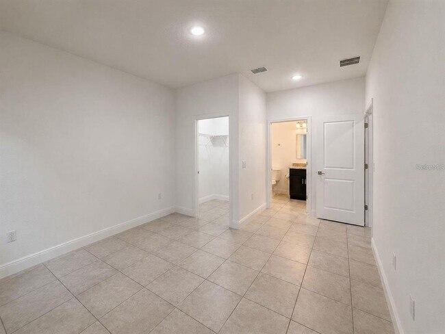 Building Photo - 13664 SW 61st Ct