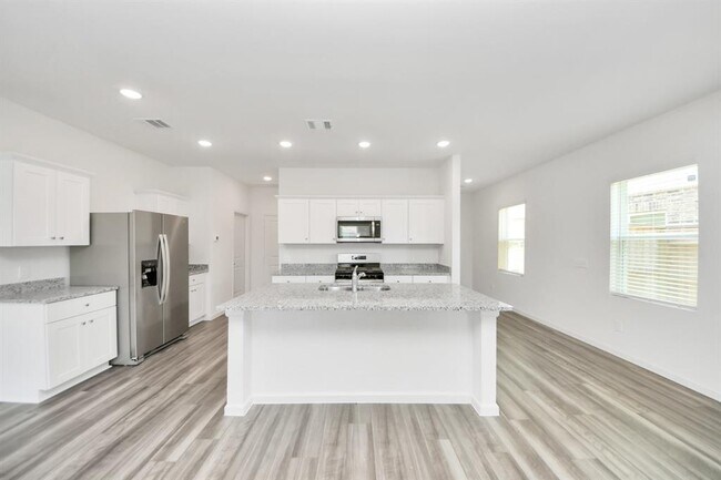 Building Photo - 10302 Florance Spring Dr