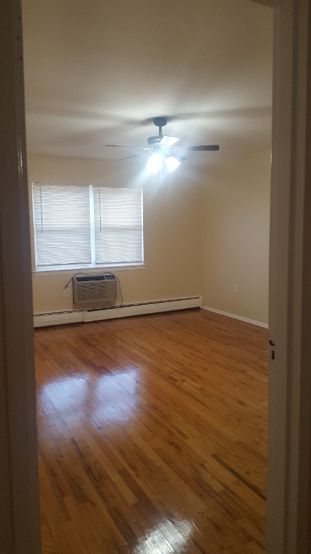 Building Photo - 38 Woodedge Ave