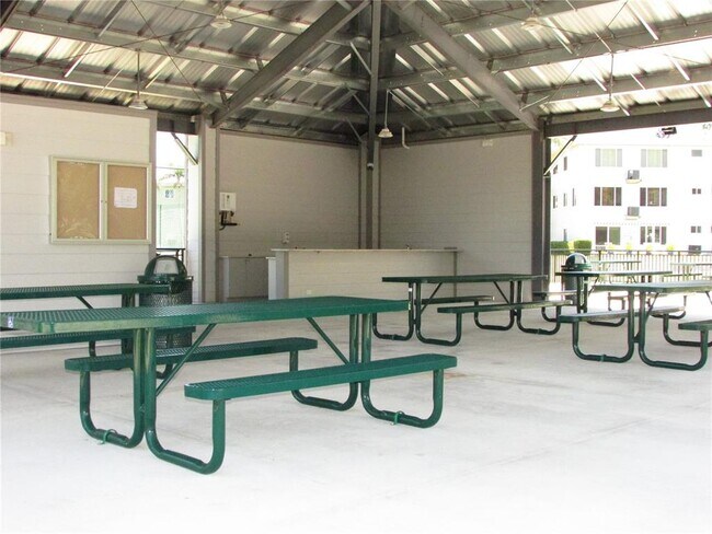 Building Photo - 2391 Sumatran Way