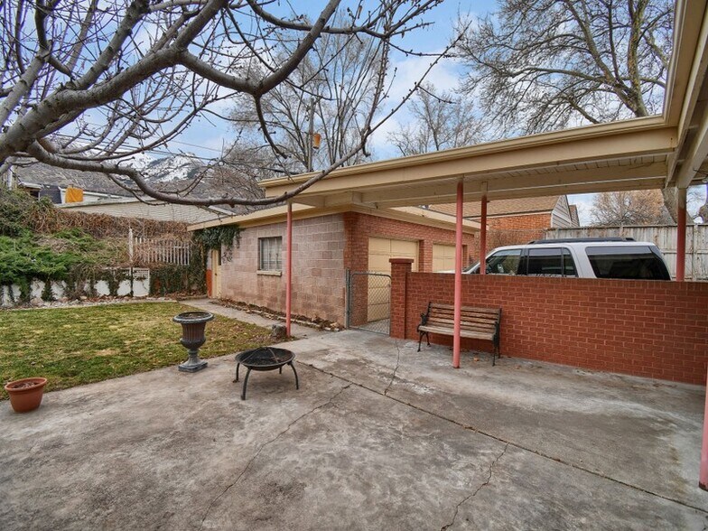 Building Photo - 3450 S Van Buren Ave