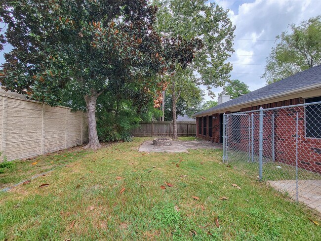 Building Photo - 18214 Arbormont Dr