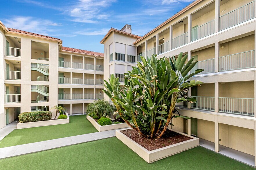 Building Photo - 3128 Loma Verde Dr