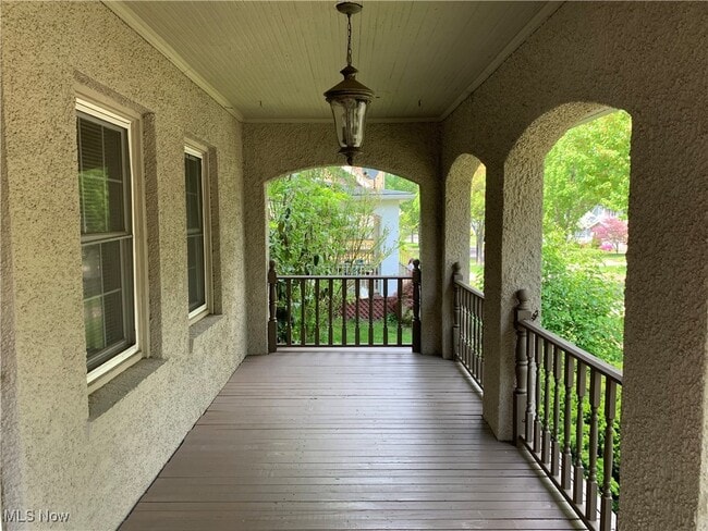 Building Photo - 1660 Glenmount Ave