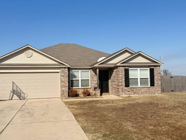 Building Photo - 42124 Cadens Trl