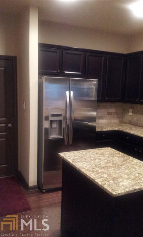 Building Photo - 6260 Crested Moss Dr