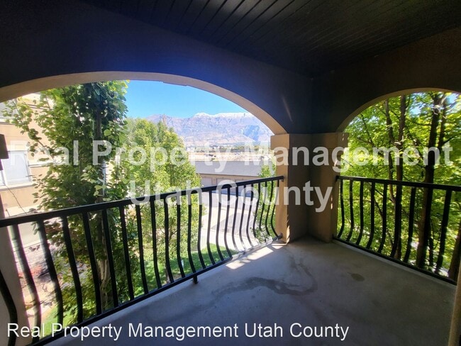 Building Photo - 3 br, 2 bath House - 518 S 2150 W Apt. 304