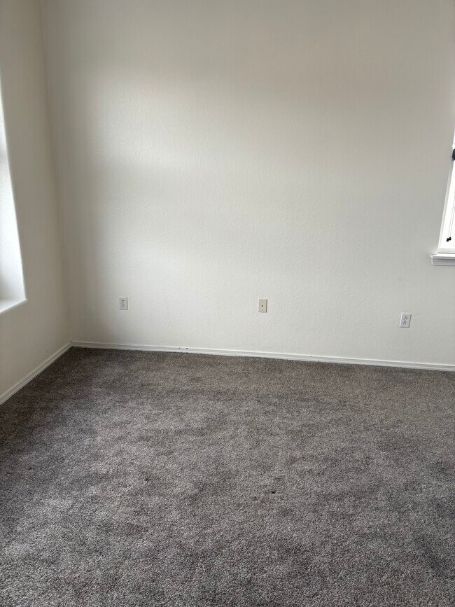 Building Photo - 15460 Canyon Gulch Ln