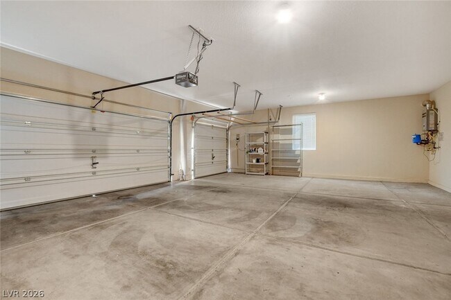 Building Photo - 484 Punto Vallata Dr