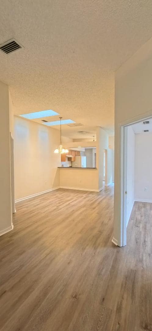 Building Photo - "Charming 3-Bedroom Retreat with 2 Full Baths on Hannah Stables Drive!"