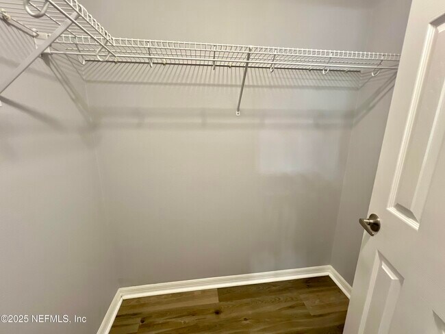 Building Photo - 2669 Lantana Lakes Dr E