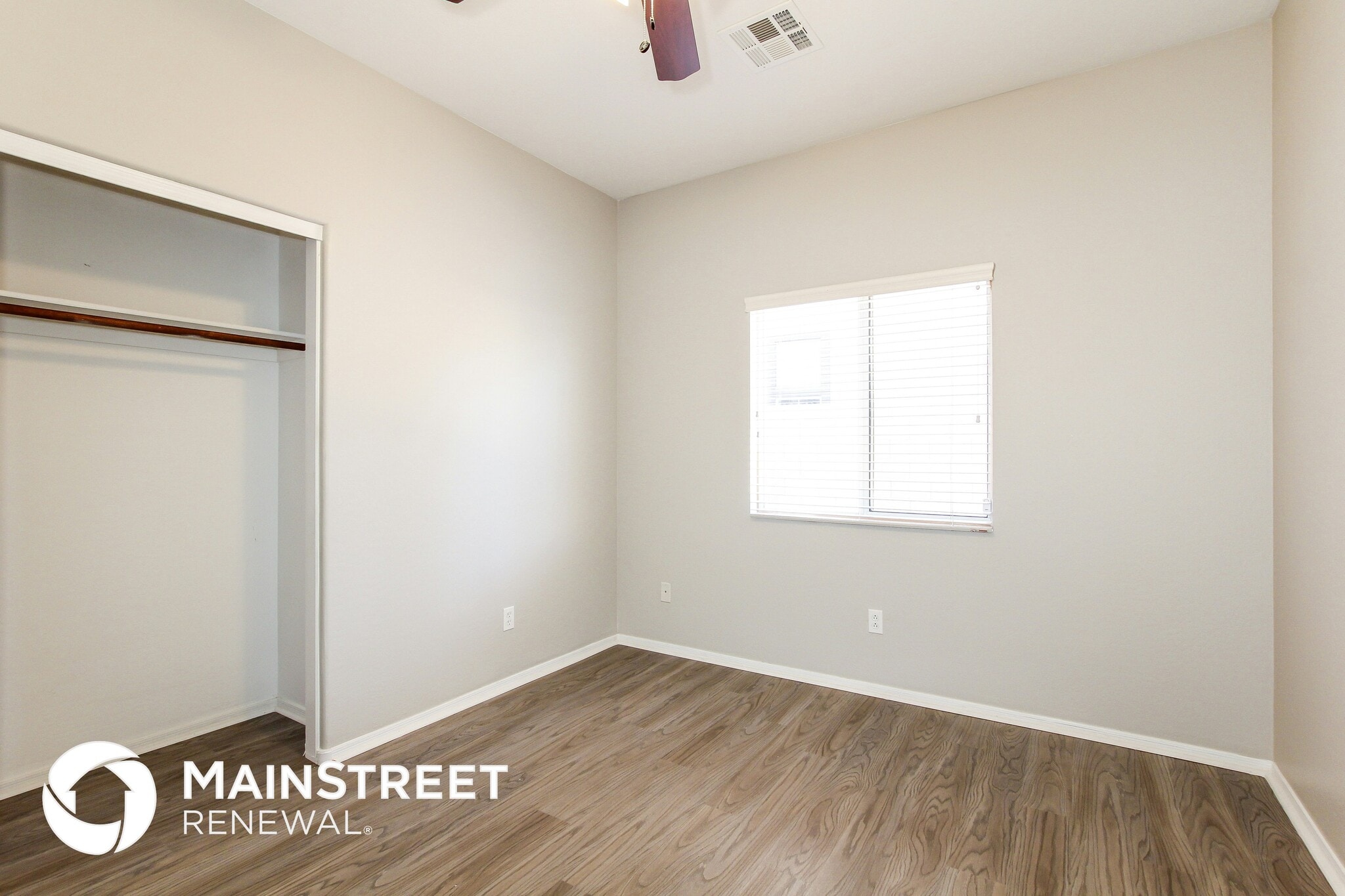 Building Photo - 15832 W Calavar Rd