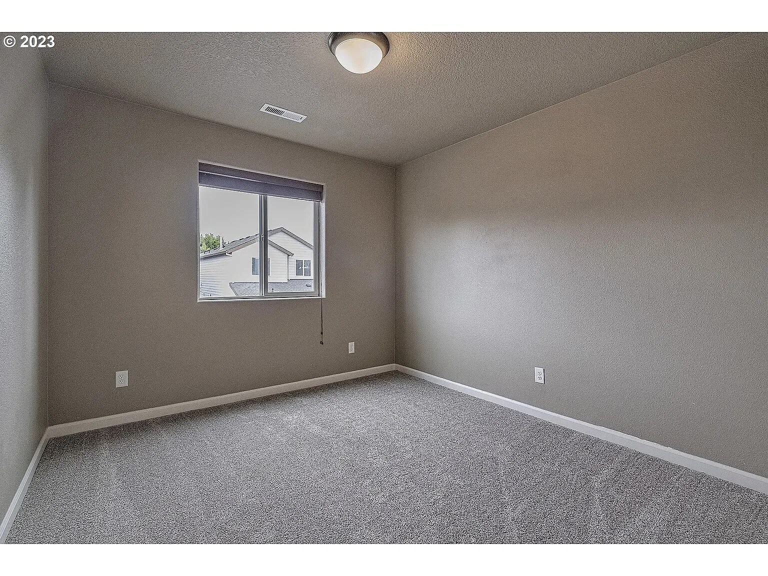 Building Photo - 5310 SE Redberry Pl