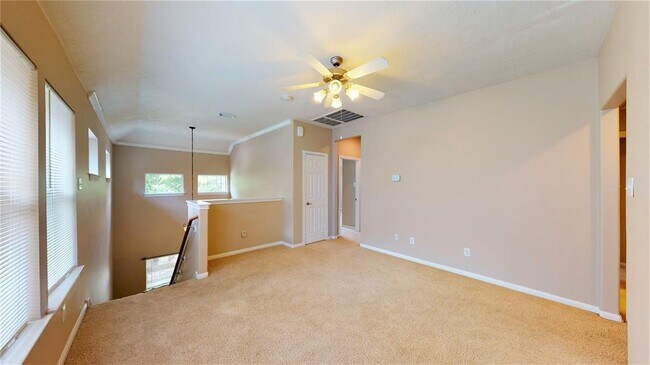 Building Photo - 23 Benedict Canyon Loop