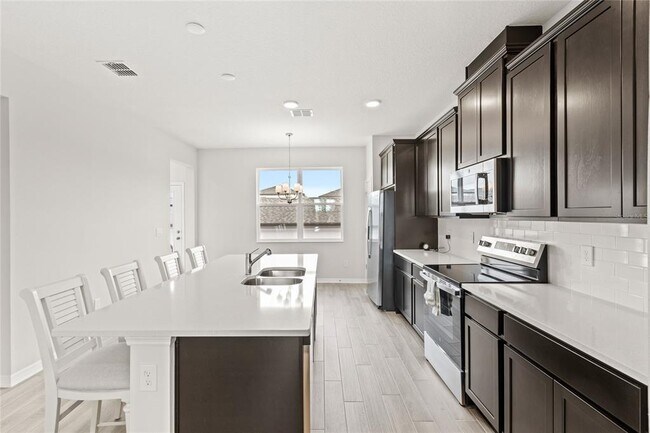 Building Photo - 12112 Plumpton Dr