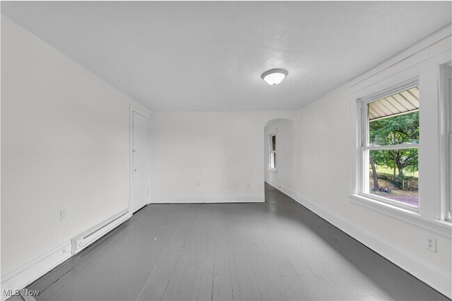 Building Photo - 508 Hammel St