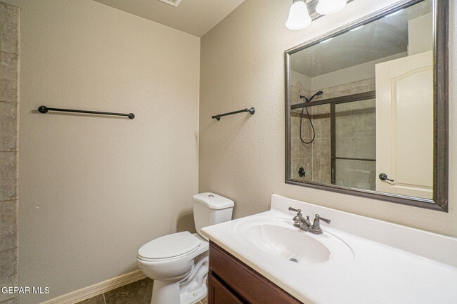 Building Photo - 14501 Meadow Lawn