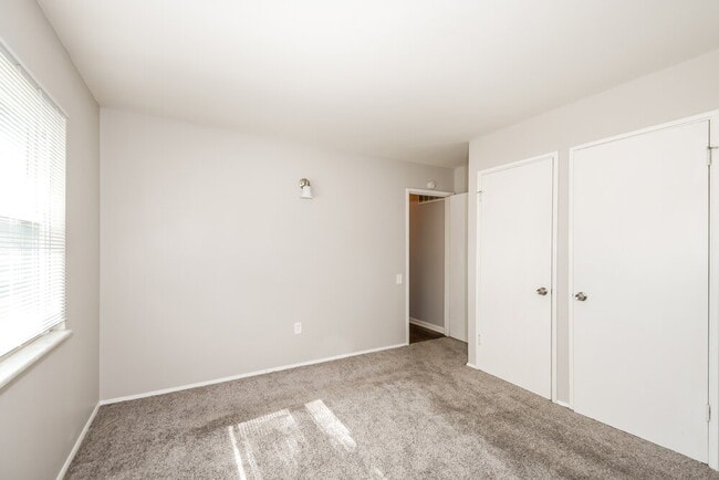 Building Photo - 3 Santa Anita Ct