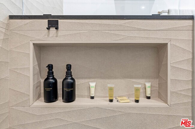 Building Photo - 22747 Erwin St