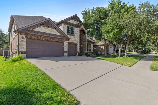 Building Photo - 2406 Sweetwater Ln