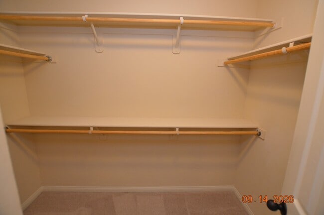 Building Photo - 340 Hillhead Ct