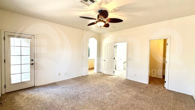 Building Photo - 6710 E University Dr