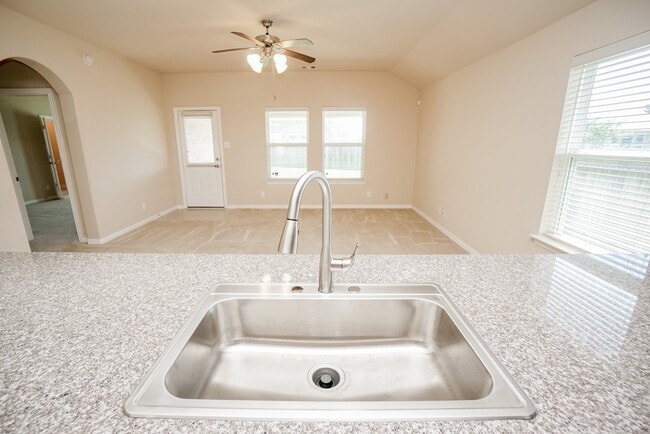 Building Photo - 26519 Grey Sparrow Dr