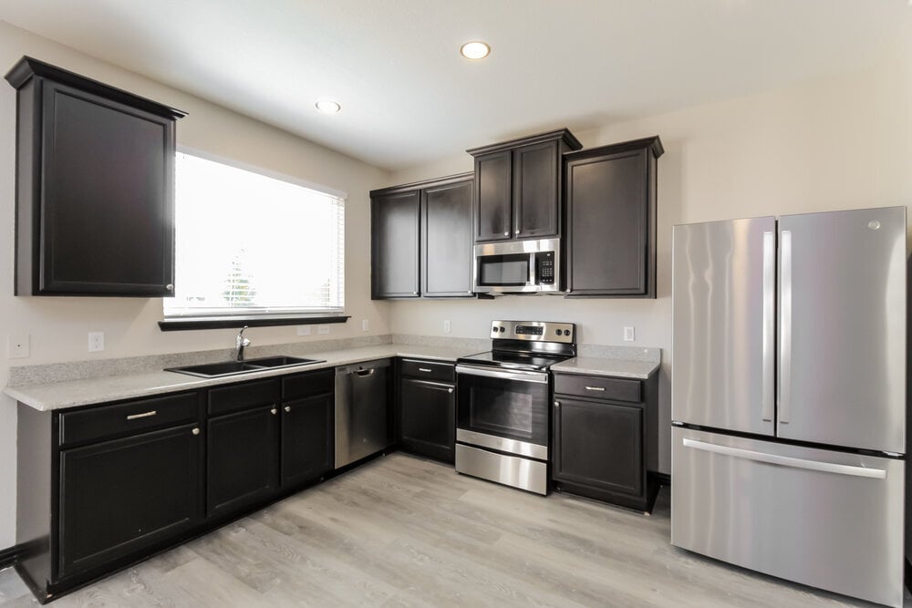 Building Photo - 9136 Benevolent Ct