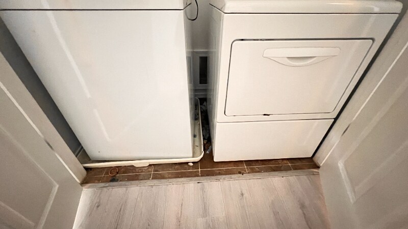 Building Photo - 1436 N 80th Dr