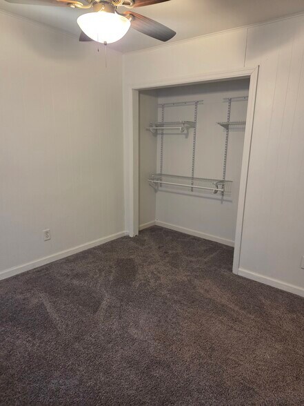 Building Photo - 3608 W 73rd Ct