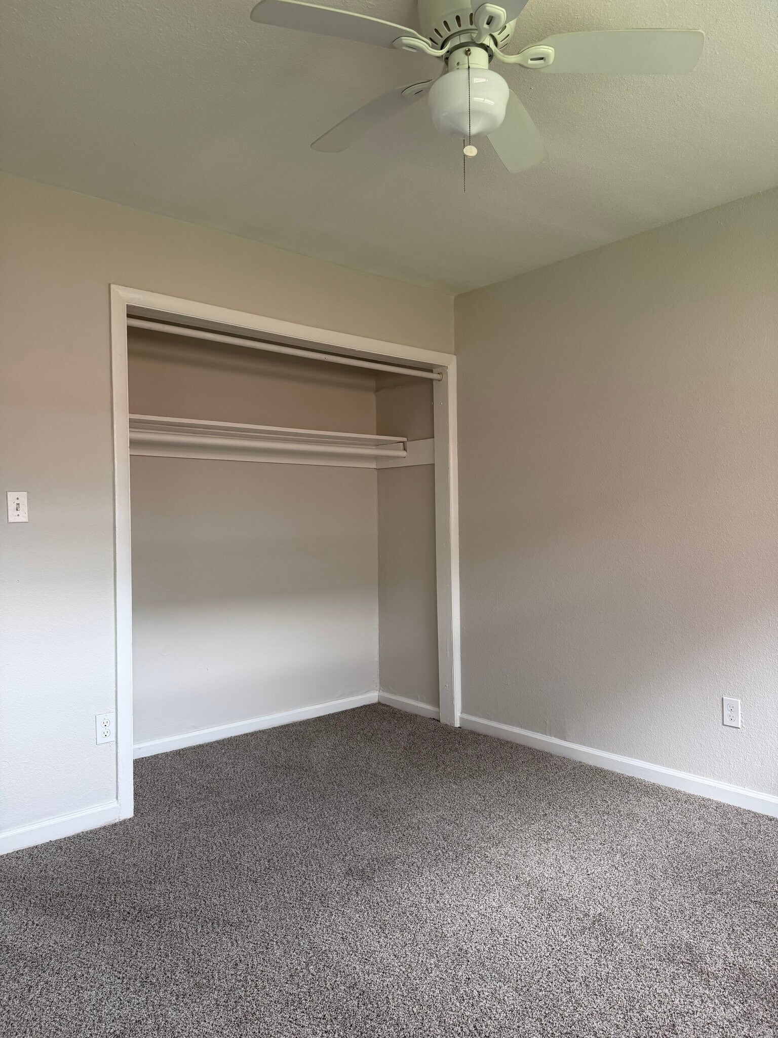 Building Photo - 2412 Azalea Garden Rd