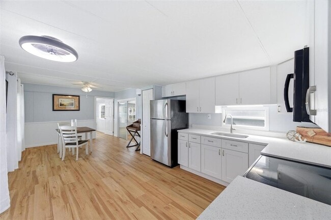 Building Photo - 10913 Liberty Dr