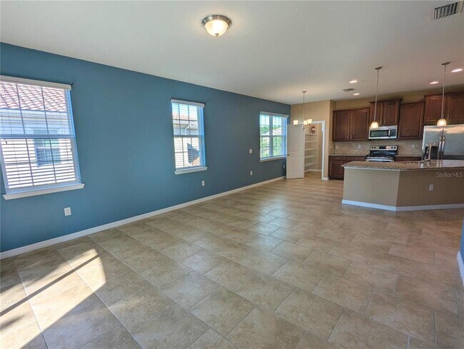 Building Photo - 8323 Enclave Way