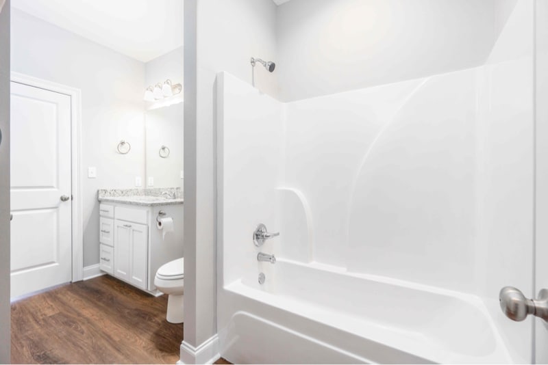 Building Photo - 33260 LA-16