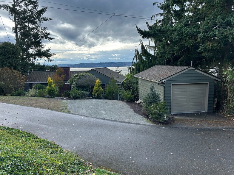 Building Photo - 2739 SW 170th St