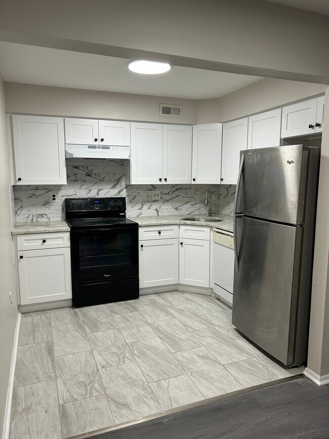 Building Photo - 124 Willow Turn