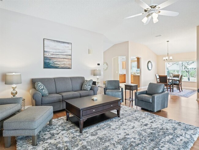 Building Photo - 1103 Chaparral Dr