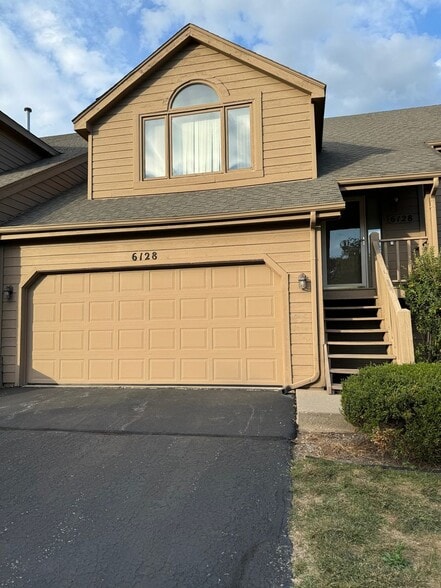Primary Photo - 6128 Garrett Ln