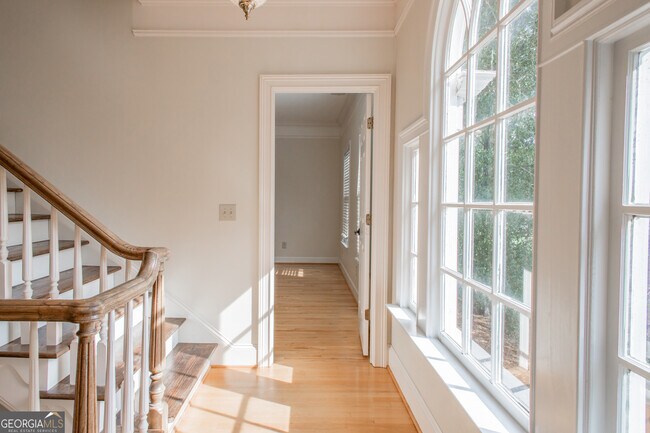 Building Photo - 540 Birkdale Dr