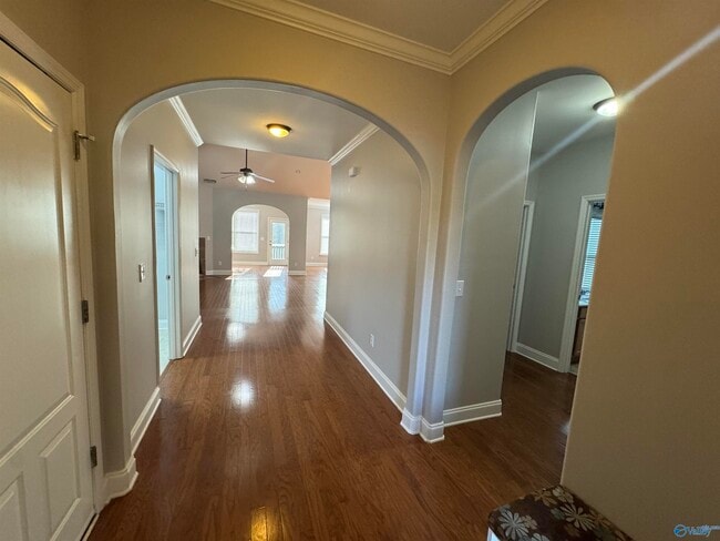 Building Photo - 117 Christy Dr