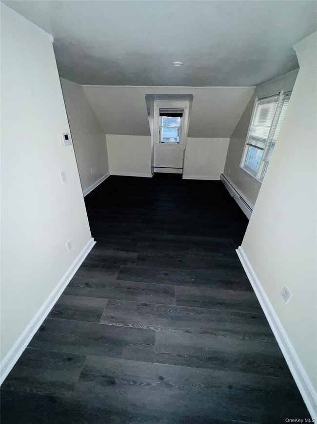 Building Photo - 741 Salem Rd